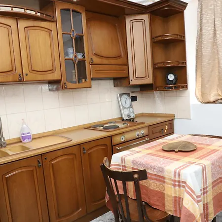 Apartament Eda Center Berat